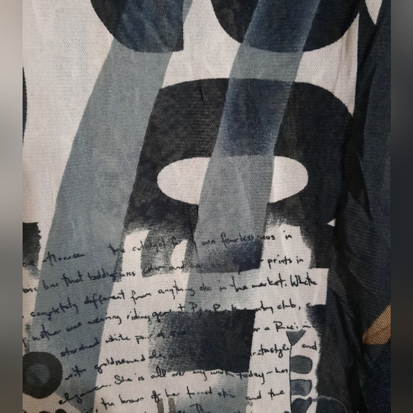Color Story Abstract Sheer Tunic Vest - Picture 8 of 10